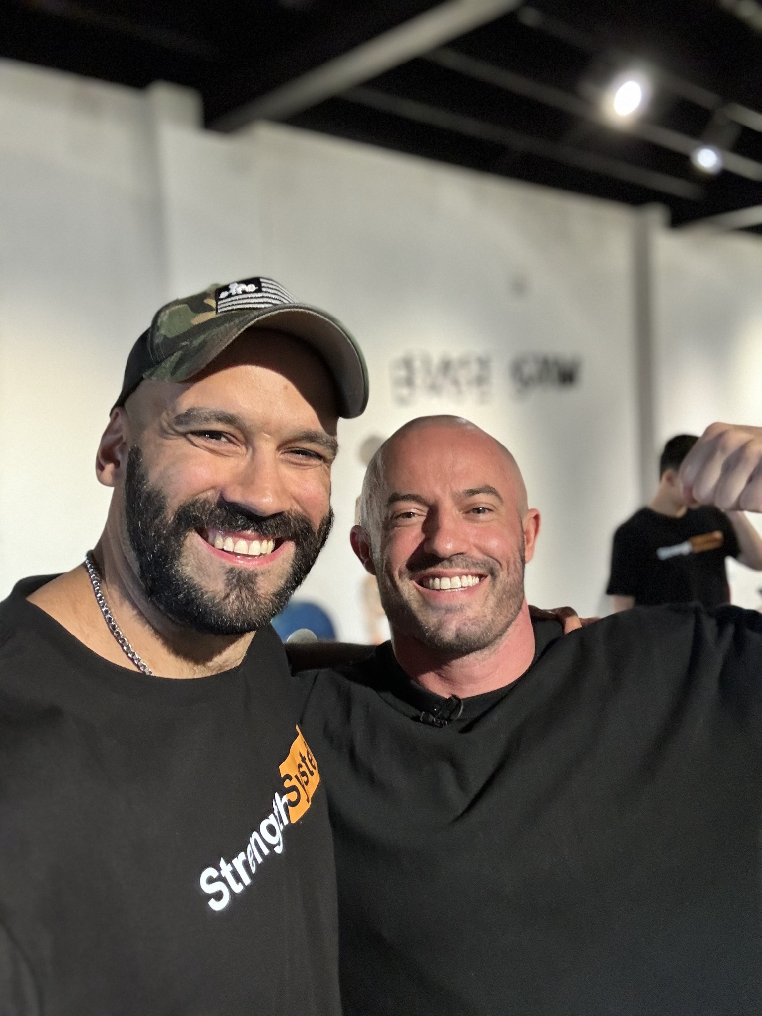 Bryan Farani com o treinador de força Sebastian Oreb